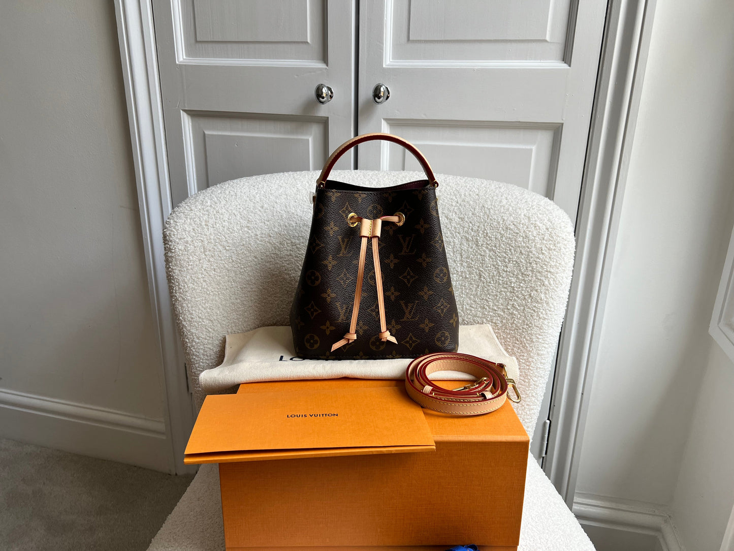 Louis Vuitton Neo Noe BB Bucket Bag Monogram (RRP £1650)