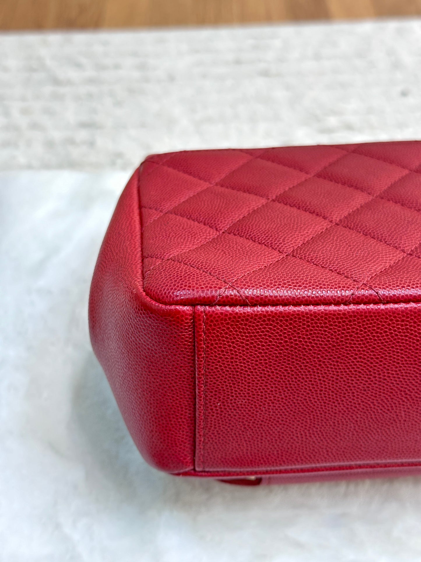 CHANEL Small Business Affinity Bag Red