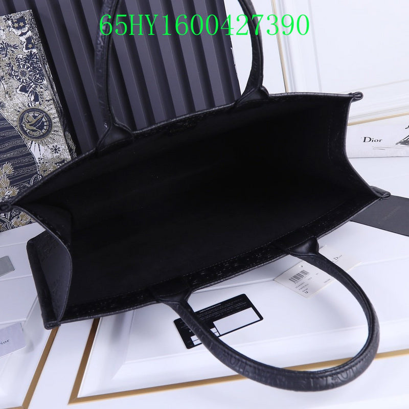 Christian Dior Luxury Bag - The Tote   223