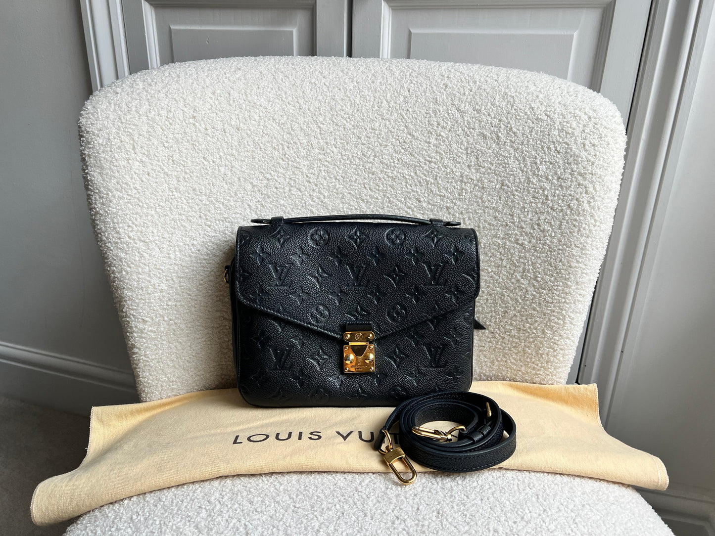 Louis Vuitton Pochette Metis Black Empreinte (RRP £2,200)