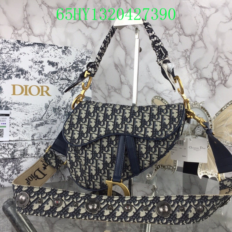 Christian Dior Luxury Bag - The Tote   460
