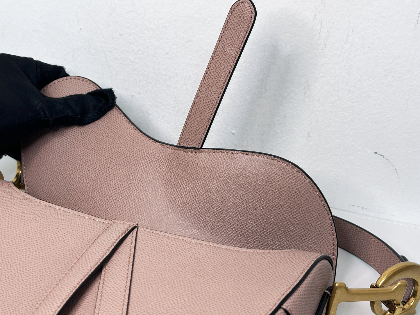 Christian Dior Saddle Bag with Strap Golden Saddle Nude Brush Grained Calfskin 2023 year