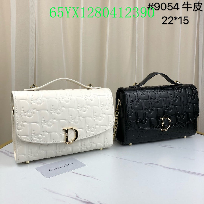 Christian Dior Luxury - The Tote   668