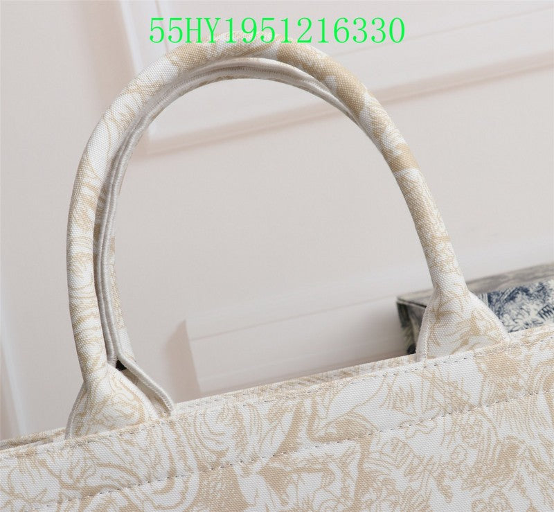 Christian Dior Luxury Bag - The Tote   319