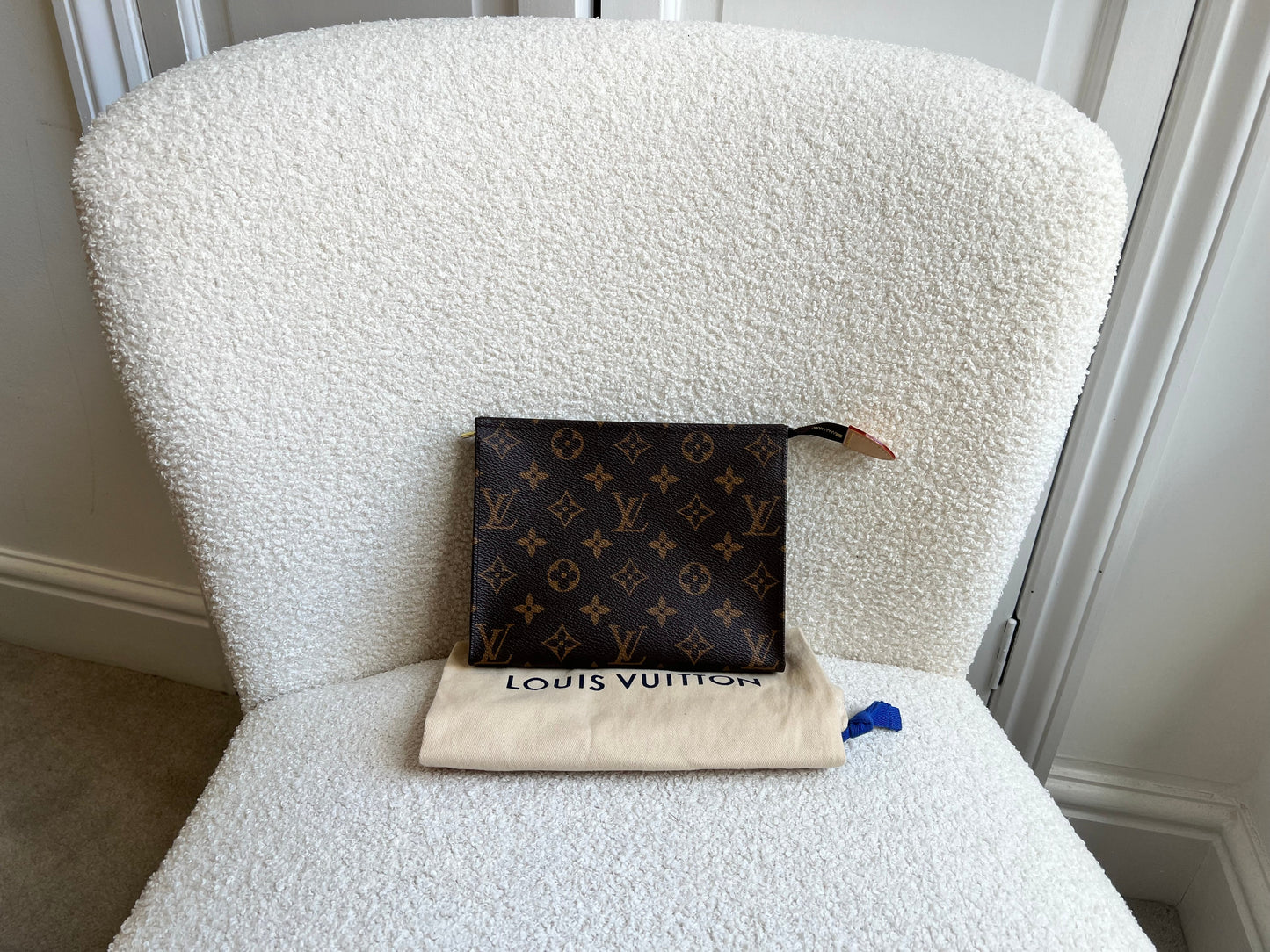 Louis Vuitton Toiletry Pouch 19 Monogram