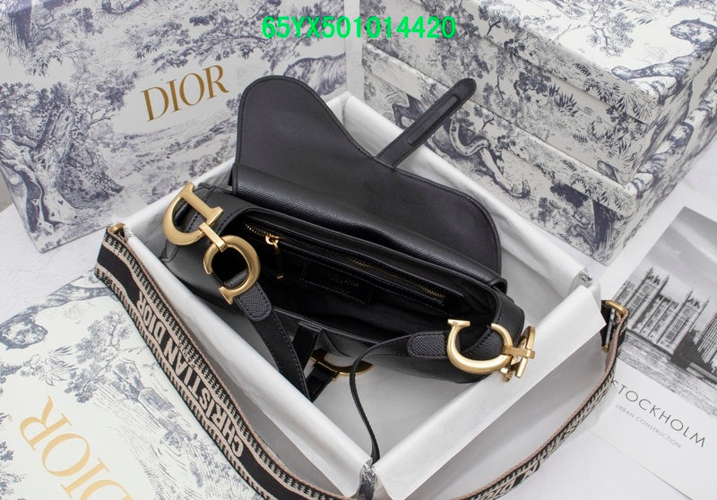Christian Dior Luxury Bag - The Tote   551