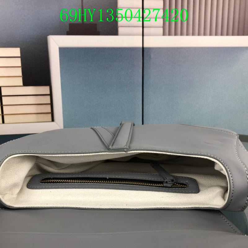 Christian Dior Luxury Bag - The Tote   453