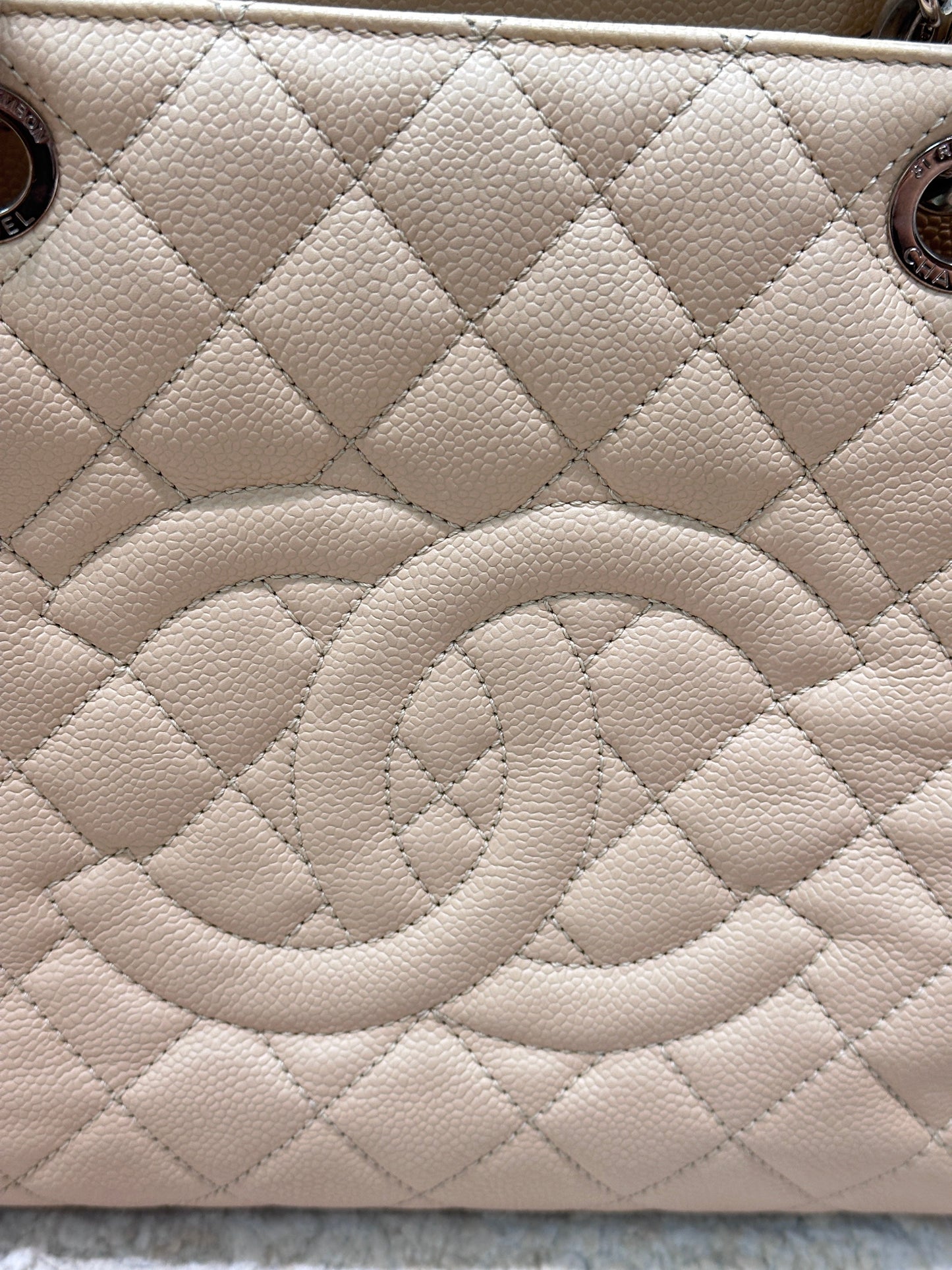 Chanel GST Beige Caviar Shw Bag