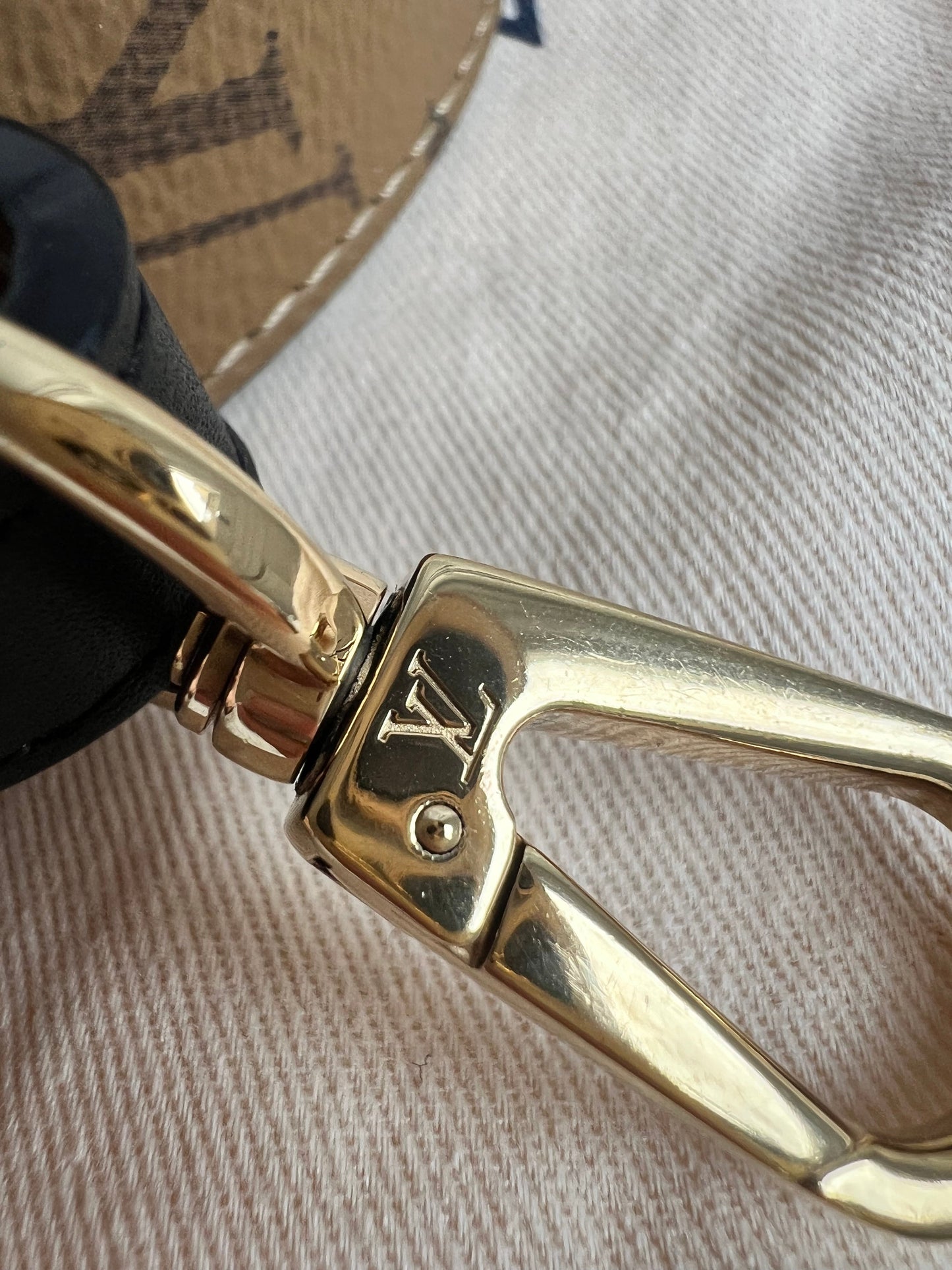 Louis Vuitton Bandouliere XL Reverse Monogram Noir Leather Shoulder Strap