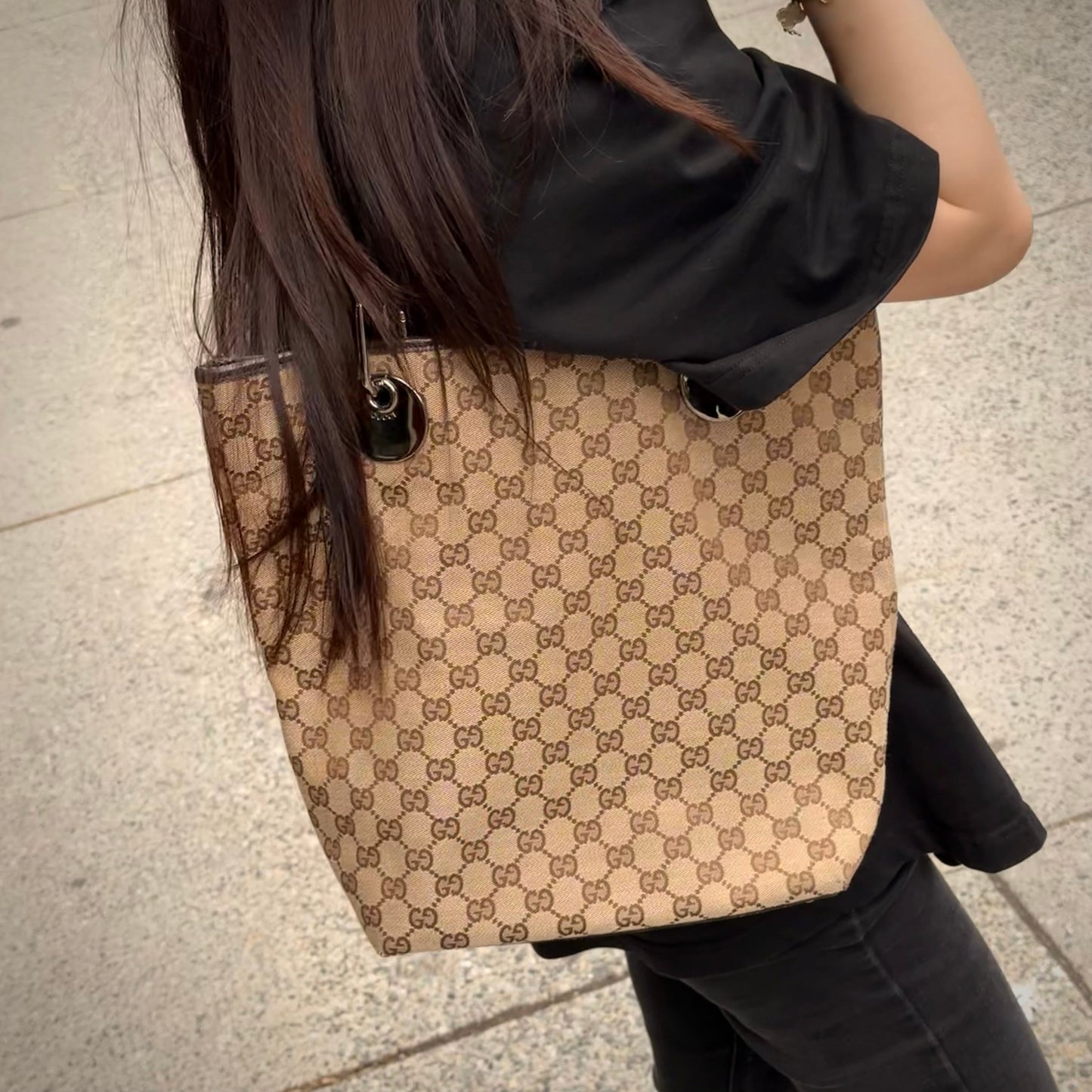 Gucci GG Canvas Tote TWS