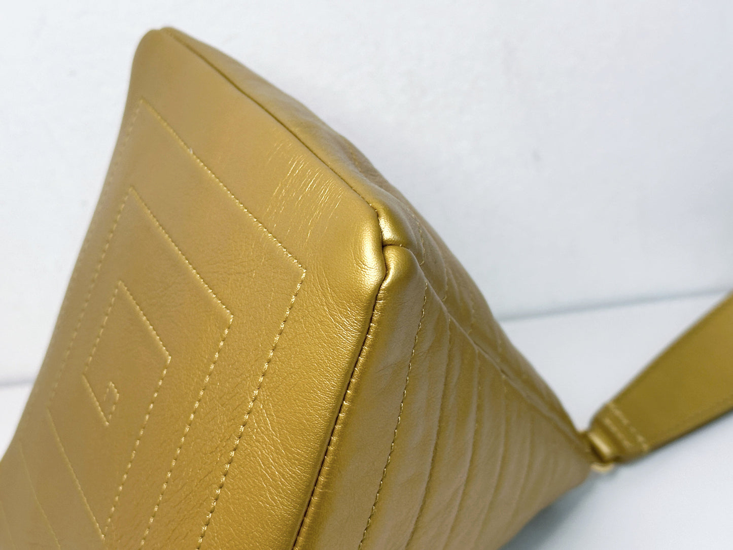 Chanel Gold Pyramid Leather Clutch Golden 2831 holo