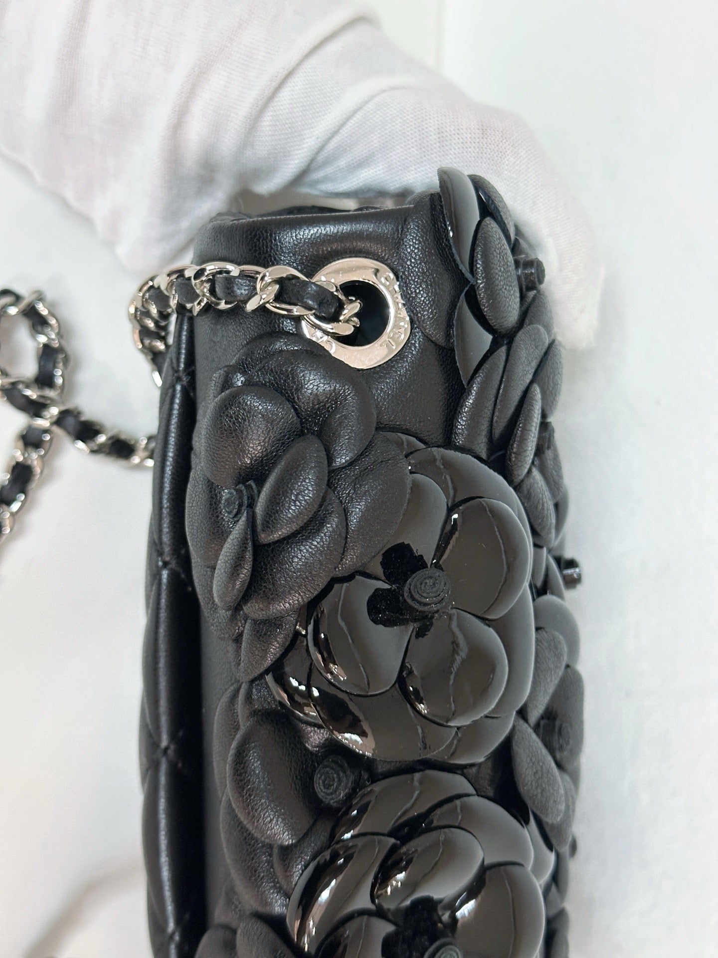 CHANEL Camellia Lambskin Patent Around Flap Crossbody Bag holo card 2246