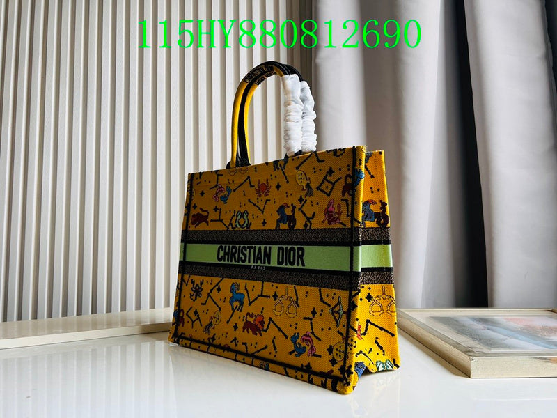 Christian Dior Luxury Bag - The Tote   280