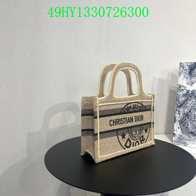 Christian Dior Luxury - The Tote   398