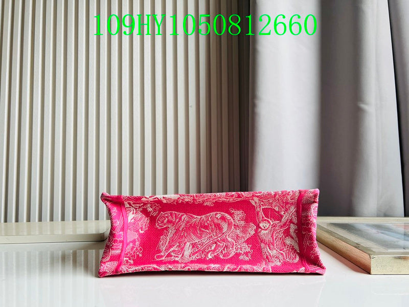 Christian Dior Luxury Bag - The Tote   263