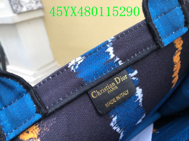 Christian Dior Luxury Bag - The Tote   357