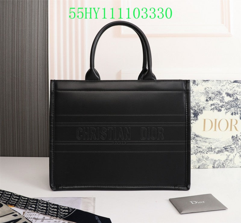 Christian Dior Luxury Bag - The Tote   239