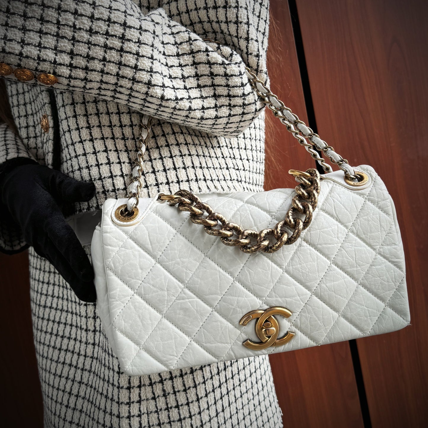 Chanel white quilted leather pondicherry flap bag TWS