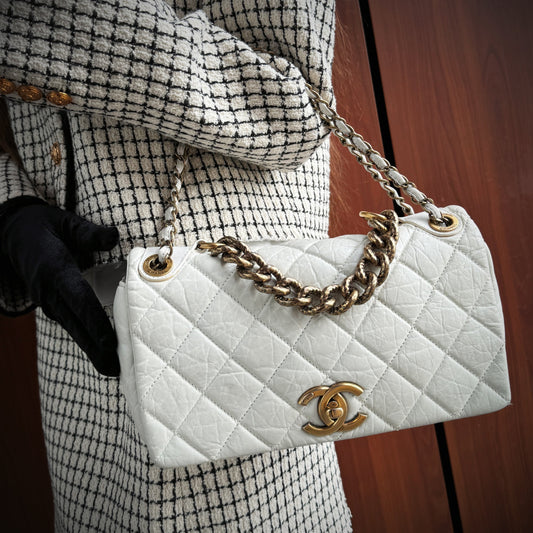 Chanel white quilted leather pondicherry flap bag TWS