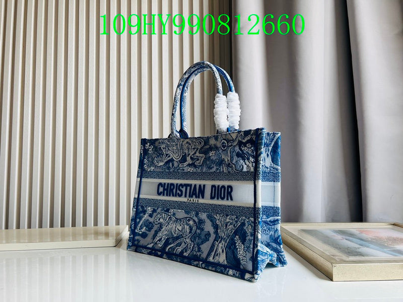 Christian Dior Luxury Bag - The Tote   267