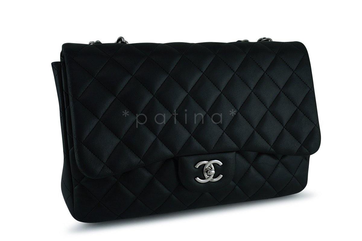 Chanel Black Lambskin Jumbo 2.55 Classic Flap Bag SHW