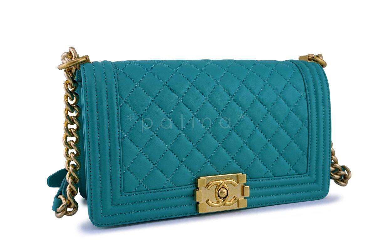 Pristine 17C Chanel Turquoise Blue Boy Classic Flap, Medium Lambskin Bag GHW