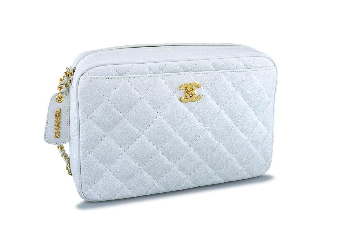 Rare Pristine Chanel White Caviar Quilted Classic Camera Case Clasp Bag