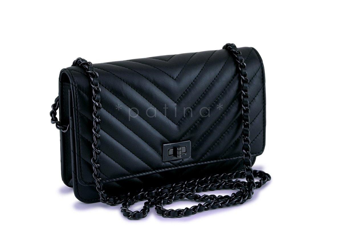 NIB 17K Chanel So Black Calfskin 2.55 Reissue Chevron WOC Wallet on Chain Bag
