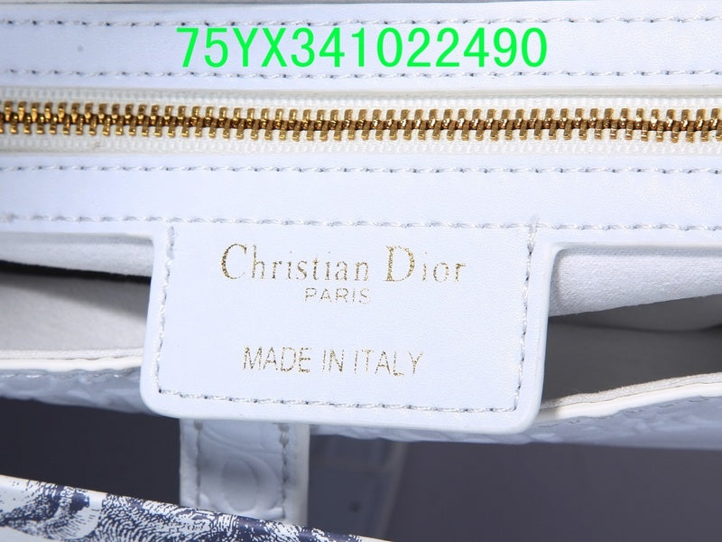 Christian Dior Luxury Bag - The Tote   431