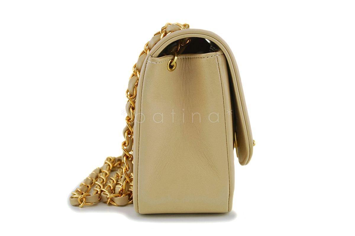 Like New Chanel Vintage Light Beige Lambskin Classic Diana Small Flap Bag 24k GHW