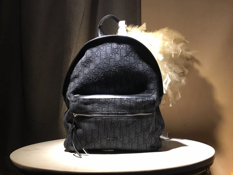 Christian Dior Luxury - The Tote   767