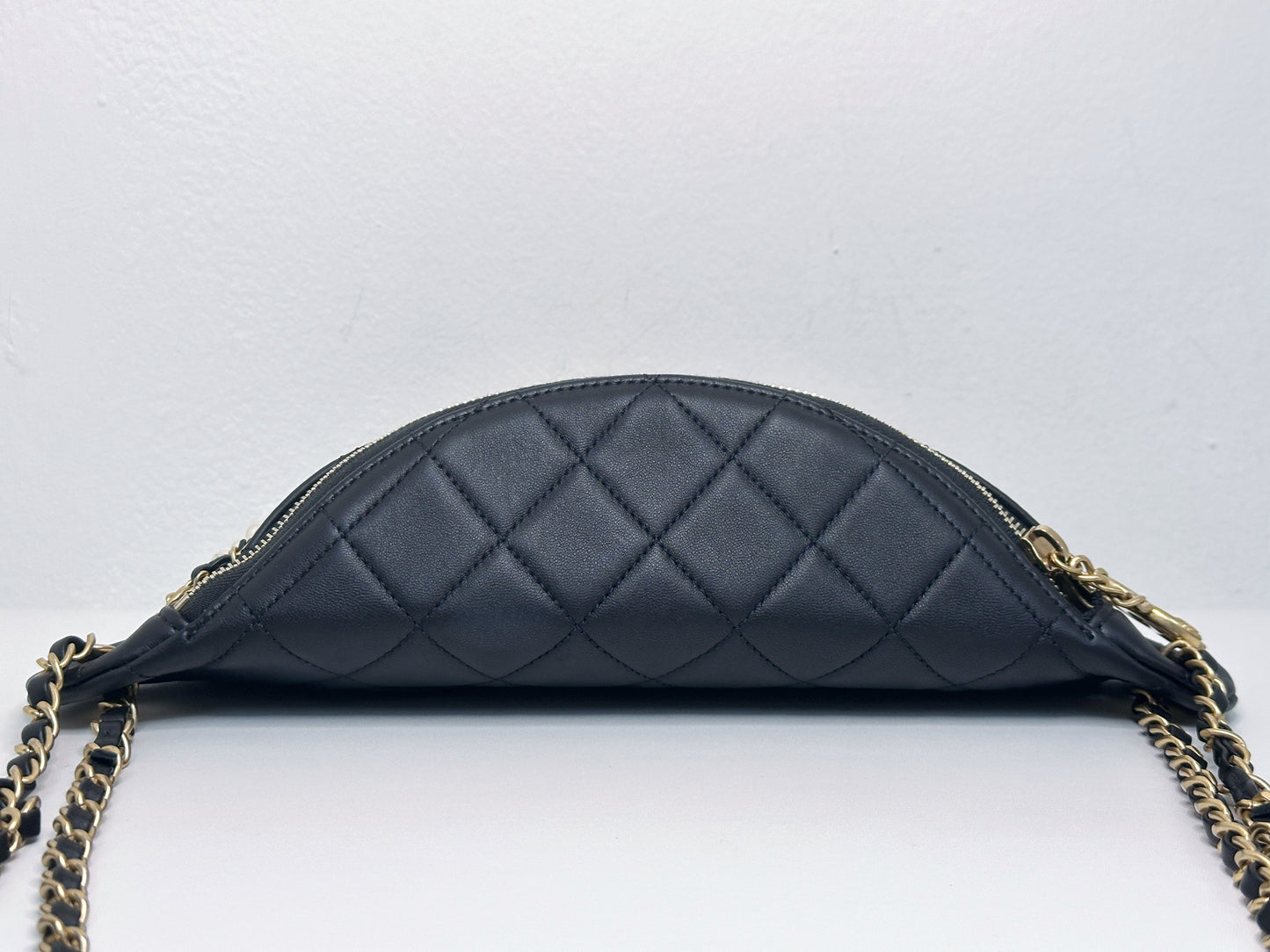 CHANEL 19A BLACK ALL ABOUT CHAINS PEARL FANNY PACK BAG GHW 2806 holo card