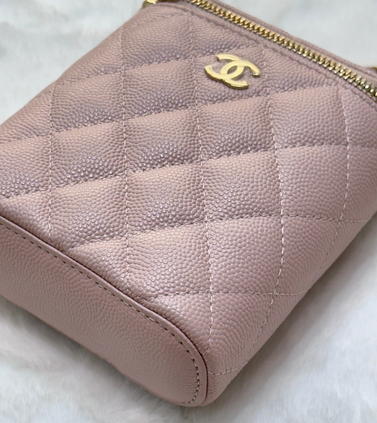 CHANEL Caviar Quilted Small Vertical Coco Beauty Vanity Case With Chain Light Pink