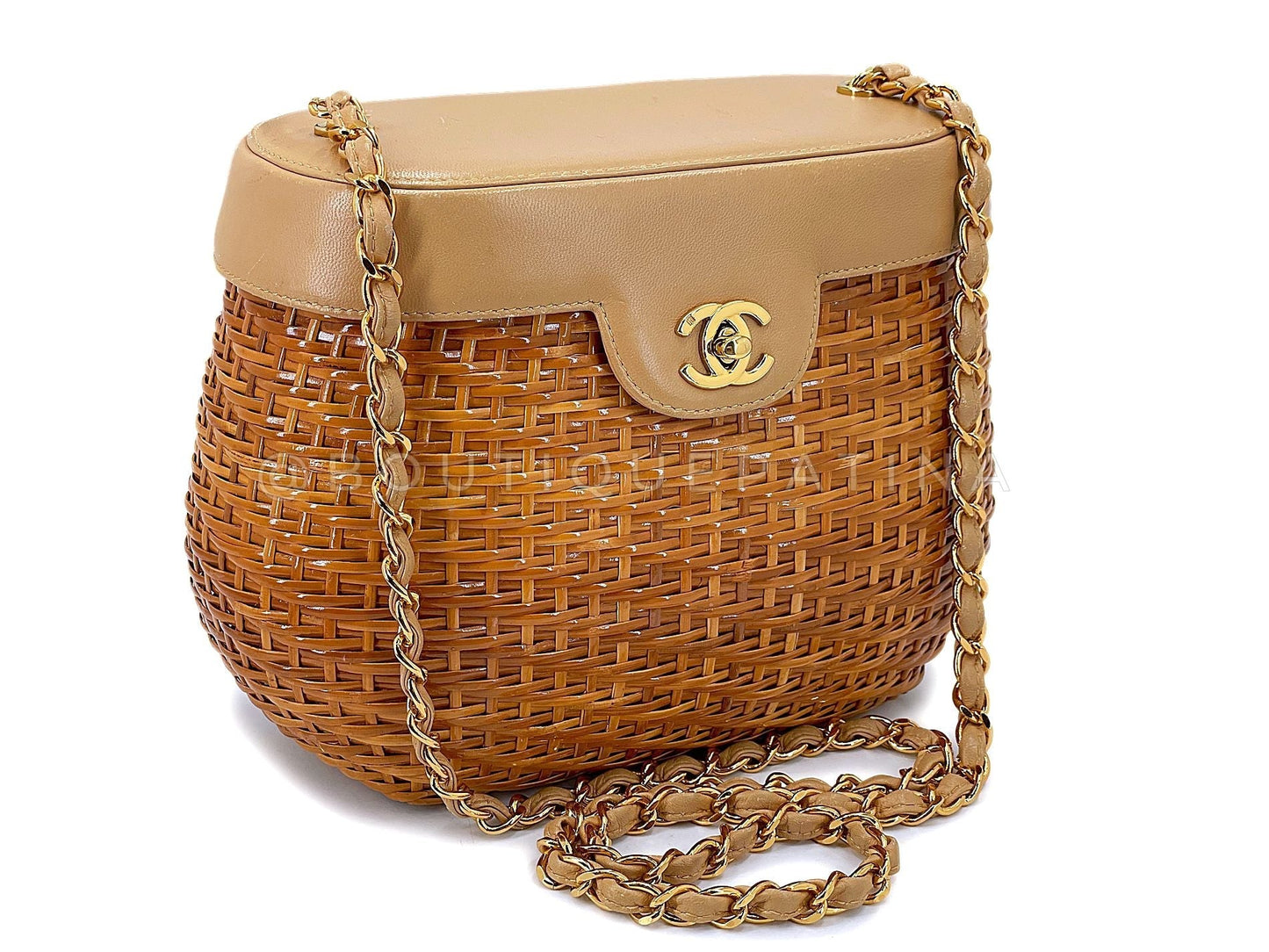 Chanel 1997 Vintage Wicker and Beige Lambskin Basket Vanity Bag FTT