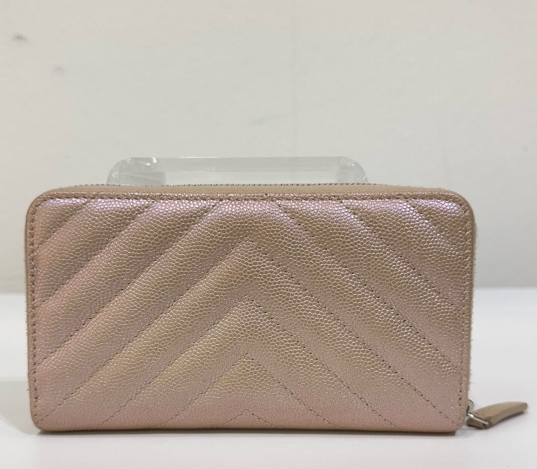 Chanel 17B rosegold classic zip wallet 2459 holo card