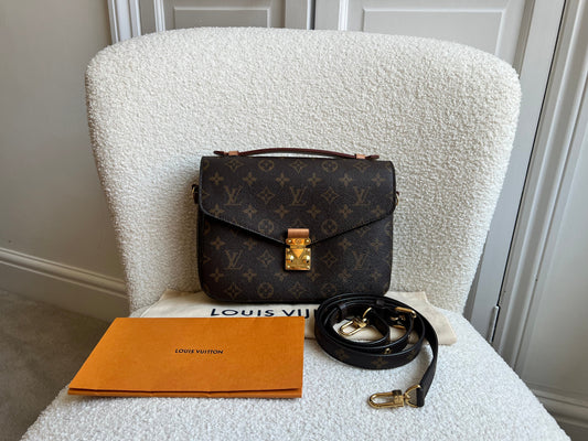 Louis Vuitton Pochette Metis Monogram (RRP £2,020)