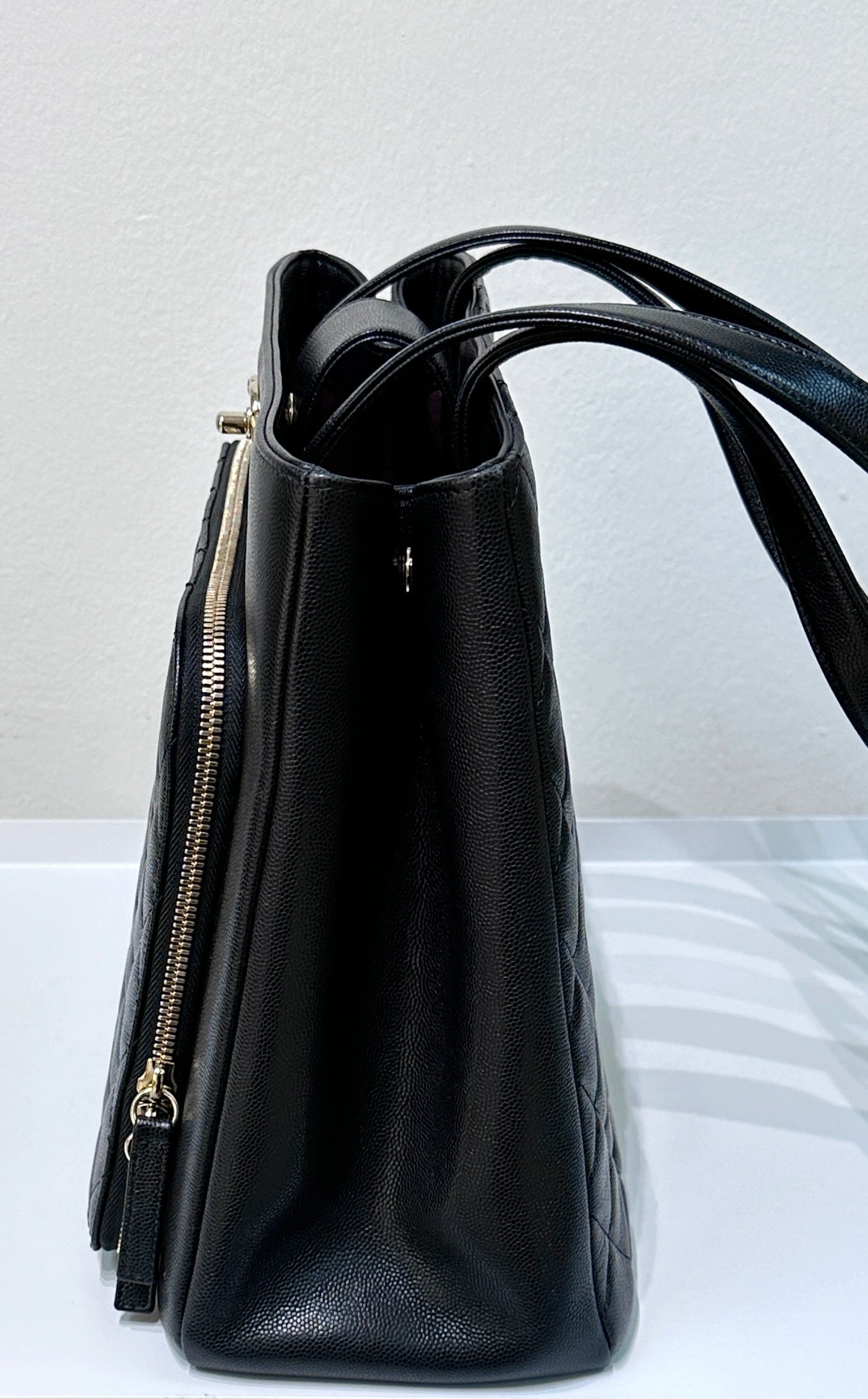 CHANEL Business Affinity Shopping Tote Caviar Black GHW