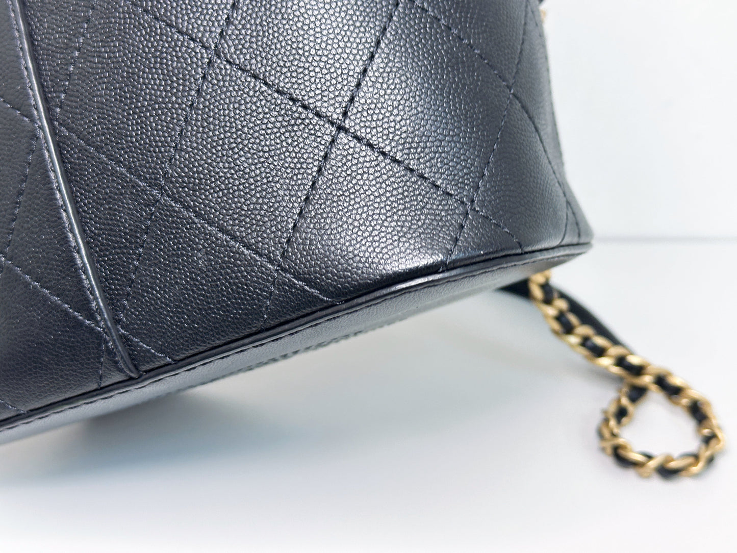 Chanel Drawstring Bucket Bag Quilted Black Caviar Aged Gold Hardware 3088 holo card