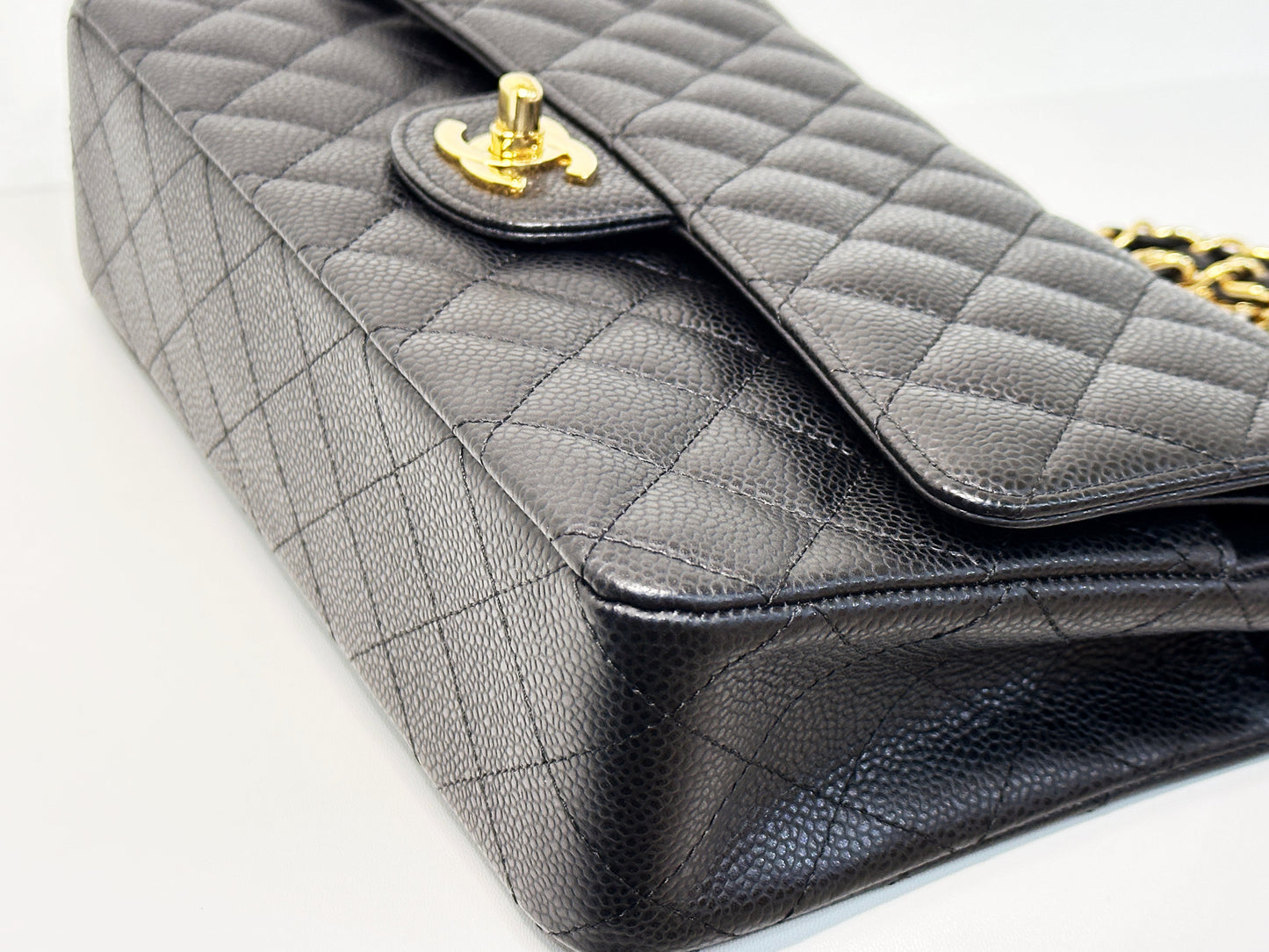 CHANEL Classic Double Flap Medium Shoulder Bag Black Caviar 24k GHW 1125 holo card