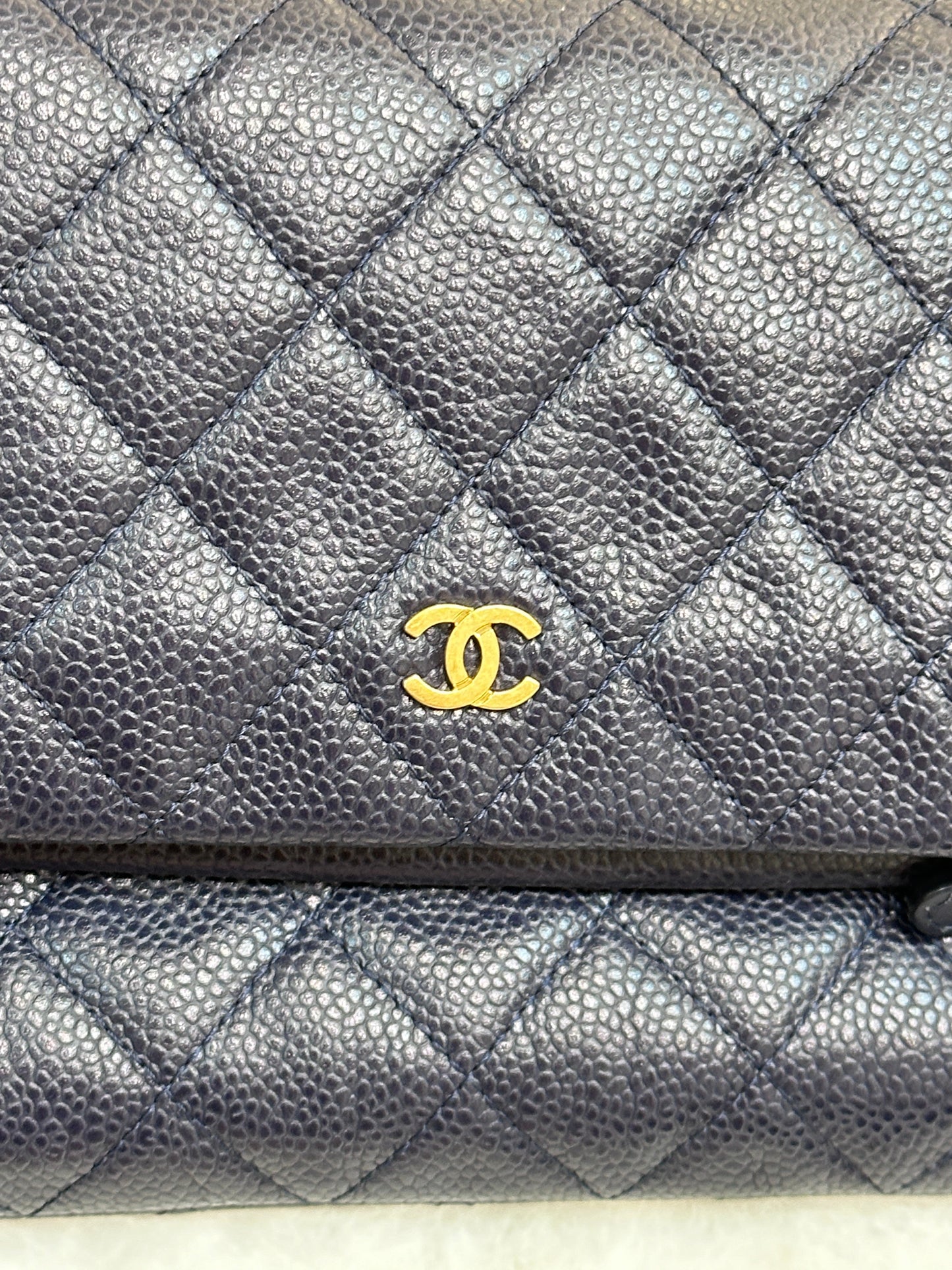 Chanel Beauty CC Clutch Quilted Caviar Blue