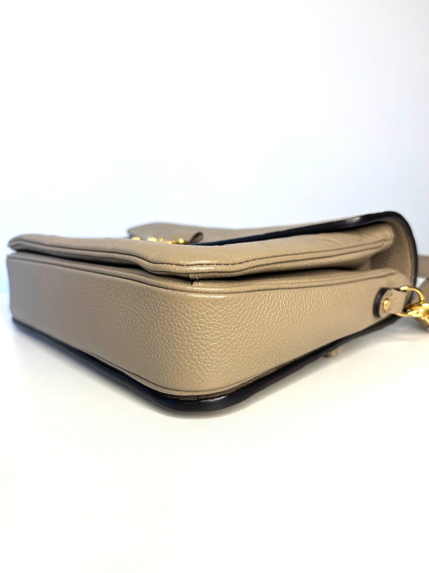 Louis Vuitton Empreinte Pochette Metis Tourterelle Shoulder Bag - Preloved (like new)