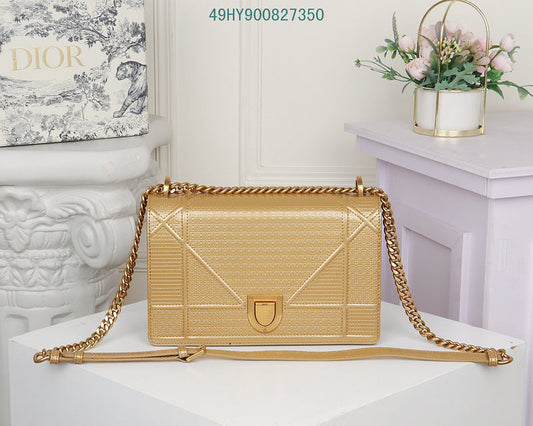Christian Dior Luxury - The Tote   647