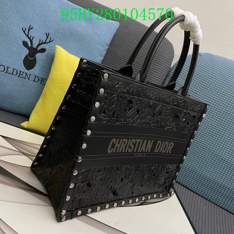 Christian Dior Luxury Bag - The Tote   318