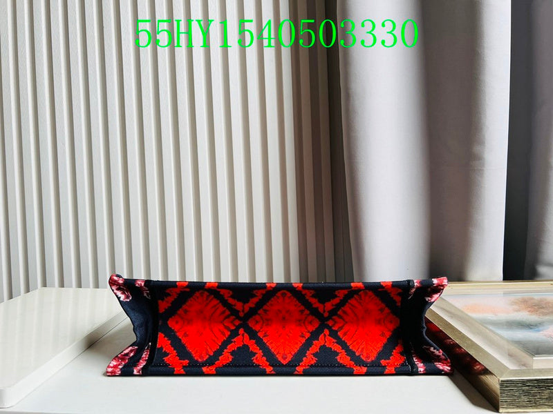 Christian Dior Luxury Bag - The Tote   299