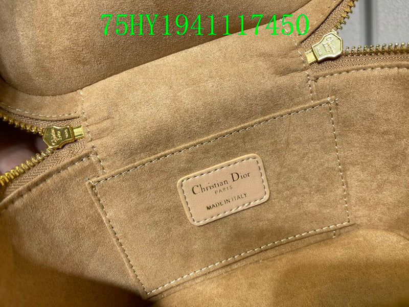 Christian Dior Luxury - The Tote   674