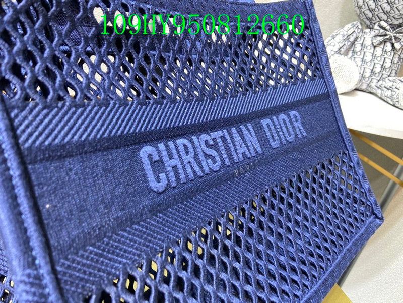 Christian Dior Luxury Bag - The Tote   273