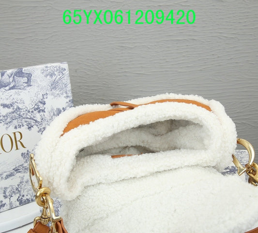 Christian Dior Luxury Bag - The Tote   540