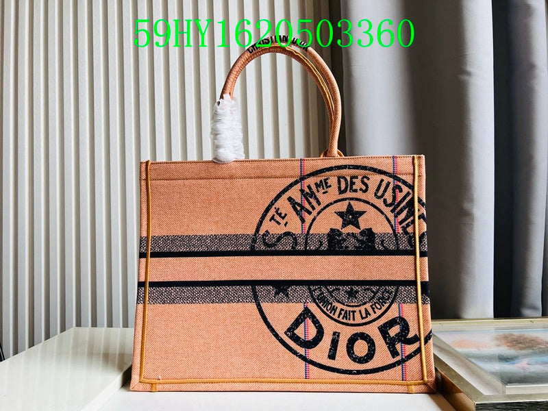 Christian Dior Luxury Bag - The Tote   292