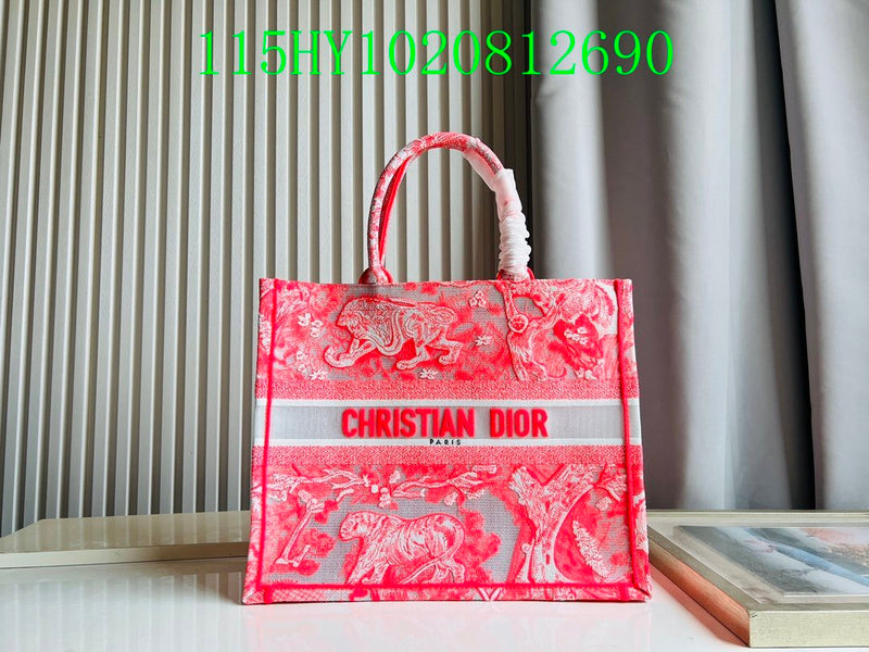 Christian Dior Luxury Bag - The Tote   264