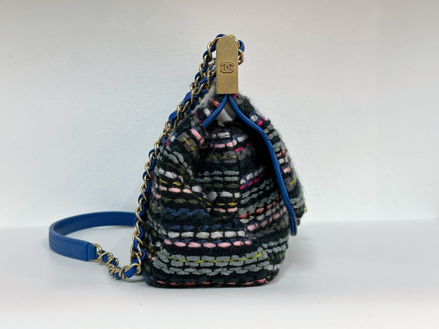 CHANEL Classic Flap Frame Knock on the Wood Tweed Shoulder Bag 2018 holo 2666